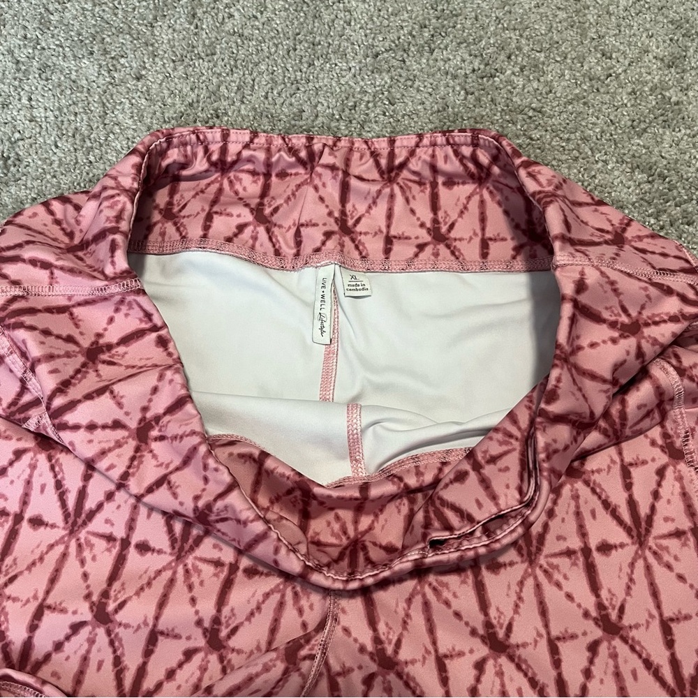 Live Well Lifestyle size XL women’s activewear leggings - Picture 3 of 8